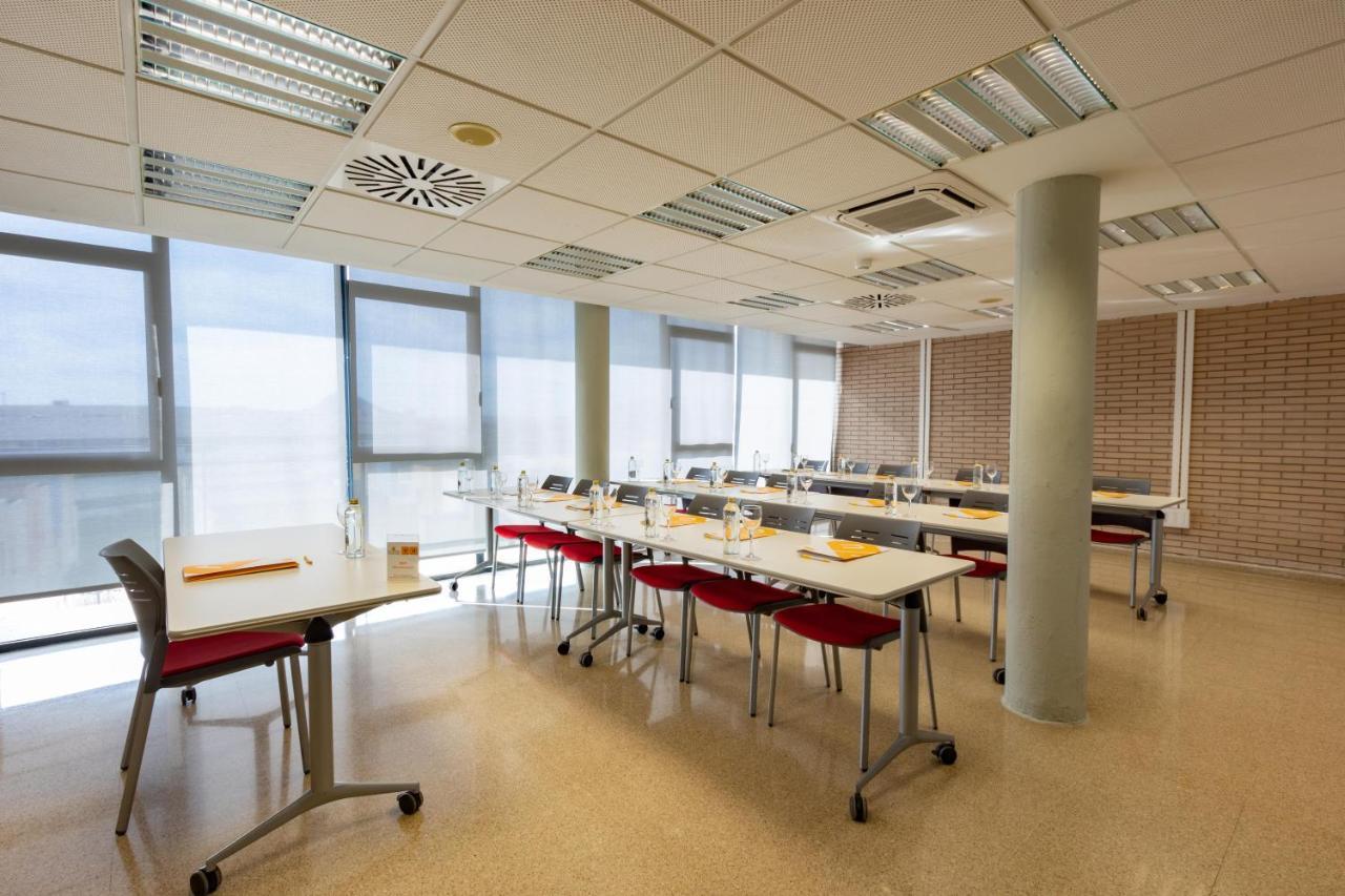 فيلا ألوجامينتو إي كونجريسوس San Vicente Raspeig المظهر الخارجي الصورة